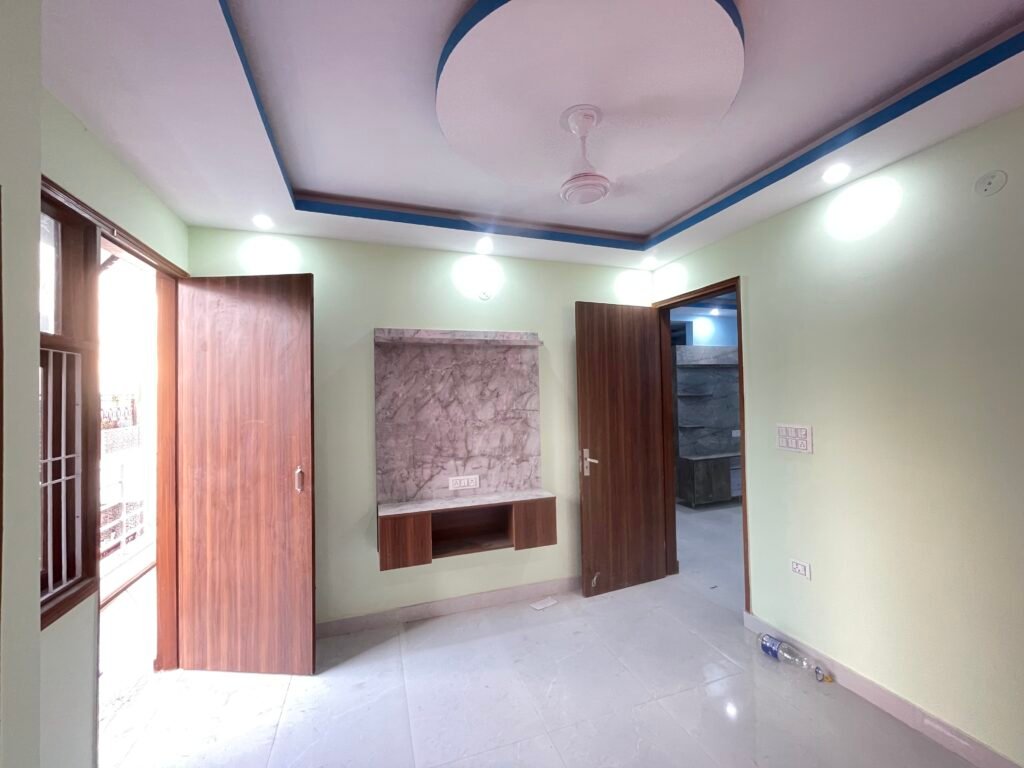 Property Dealer in Raj Nagar Delhi 2 3 bhk flats